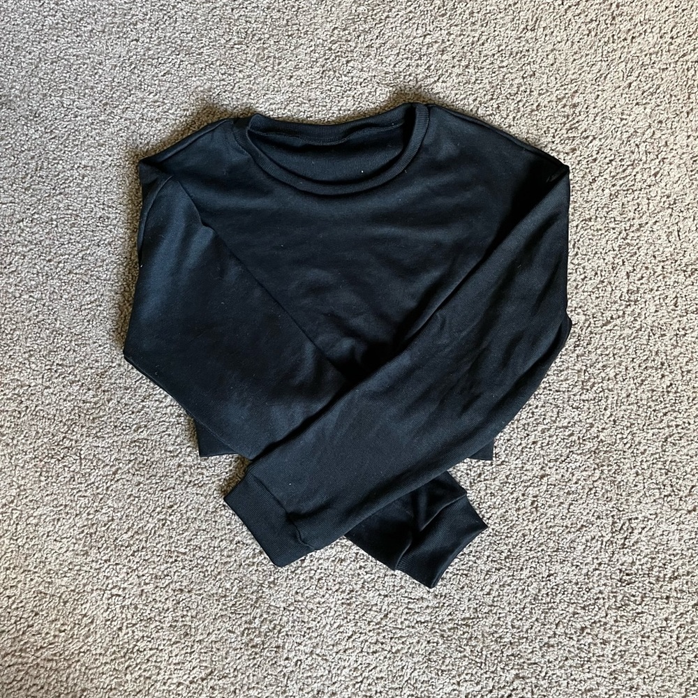 Black jogger sweatsuit